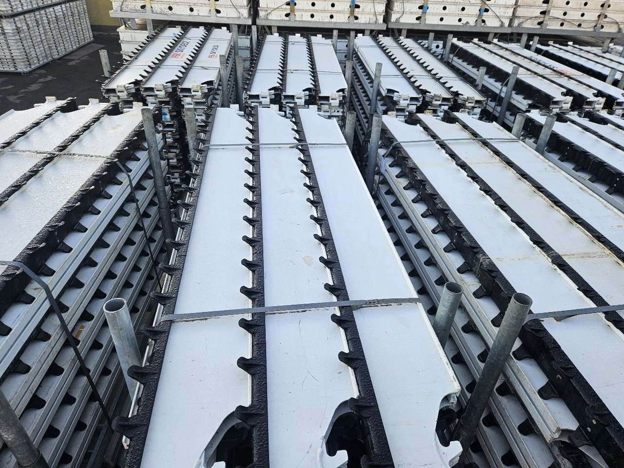 Casseforme per Solai Usato PERI SKYDECK - immagine 36