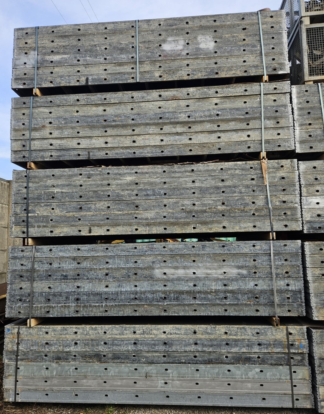 HUNNEBECK RASTO H 300 WALL FORMWORK WITH FINPLY PANEL NEW - Image 2
